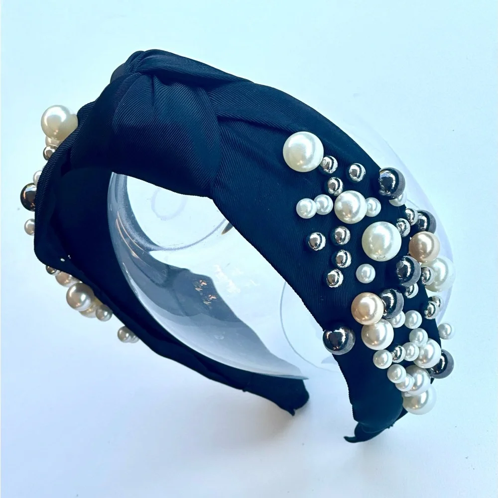 Elegant Black Pearl-Embellished Headband